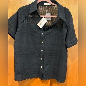 NWT New in Very J Black Short Sleeve Button-Up Blouse